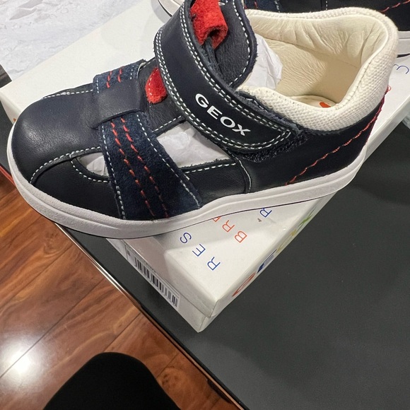 GEOX Biglia Nappa Leather & Suede Sneaker | Navy & White & Red | 6.5 | Preowned - Picture 8 of 10
